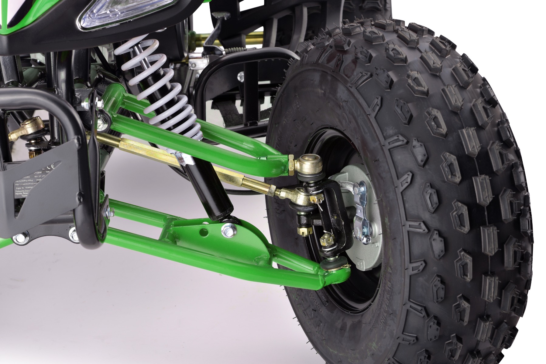 Suspension with direct shock absorbers on the front and rear axles